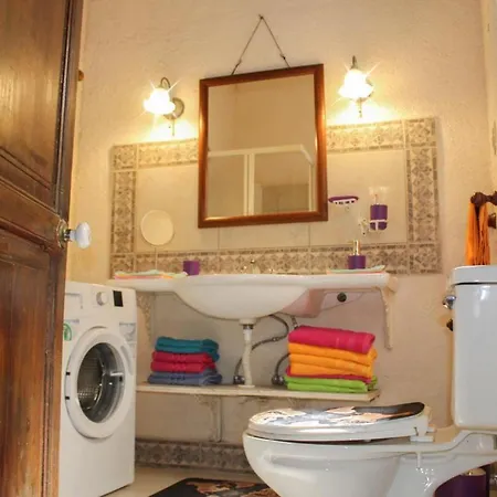 Town House With Sea Views & Roof Tarrace * St. Paul's Bay